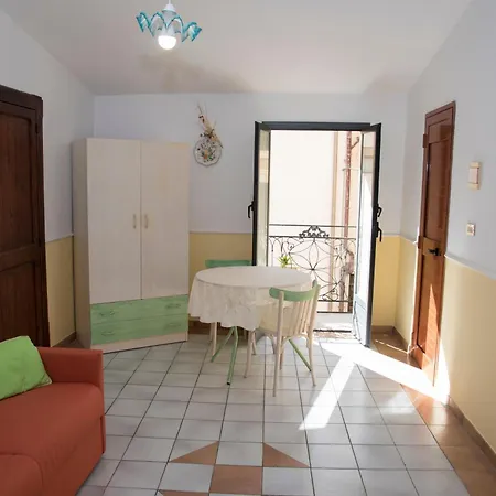 Lägenhet Casa Della Lanterna Di Bachi Sciacca